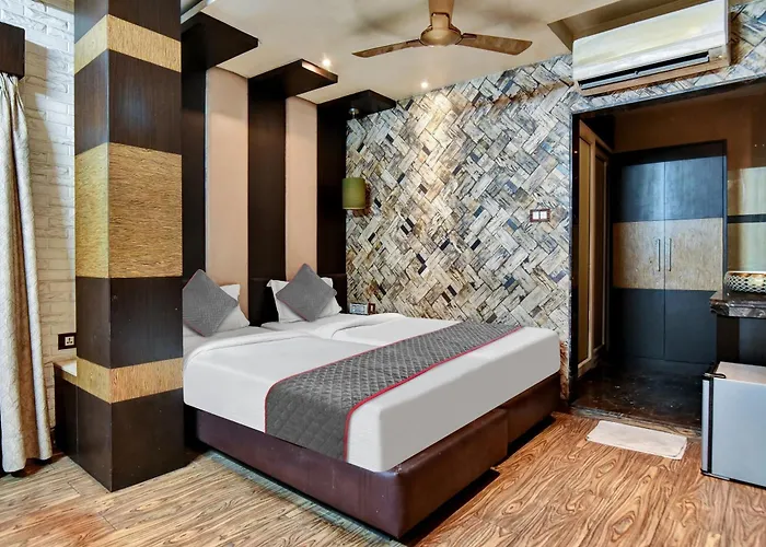 Hotel Acme