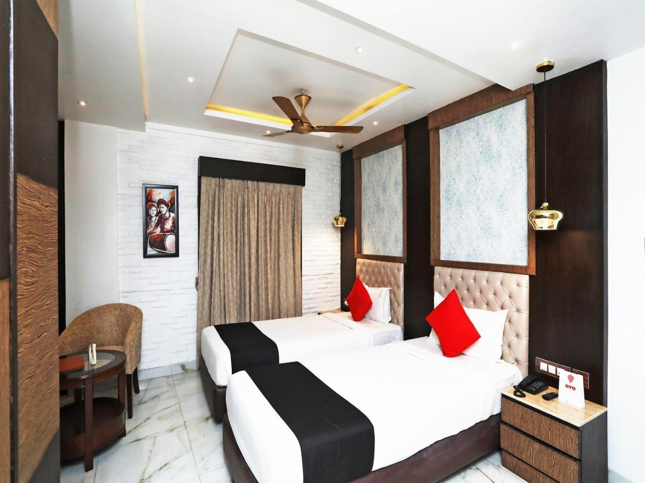 Hotel Acme Kolkata